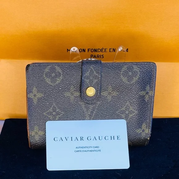 Louis Vuitton Vintage Viennois Wallet with Kisslock. Authentic and rare. - Picture 6 of 17